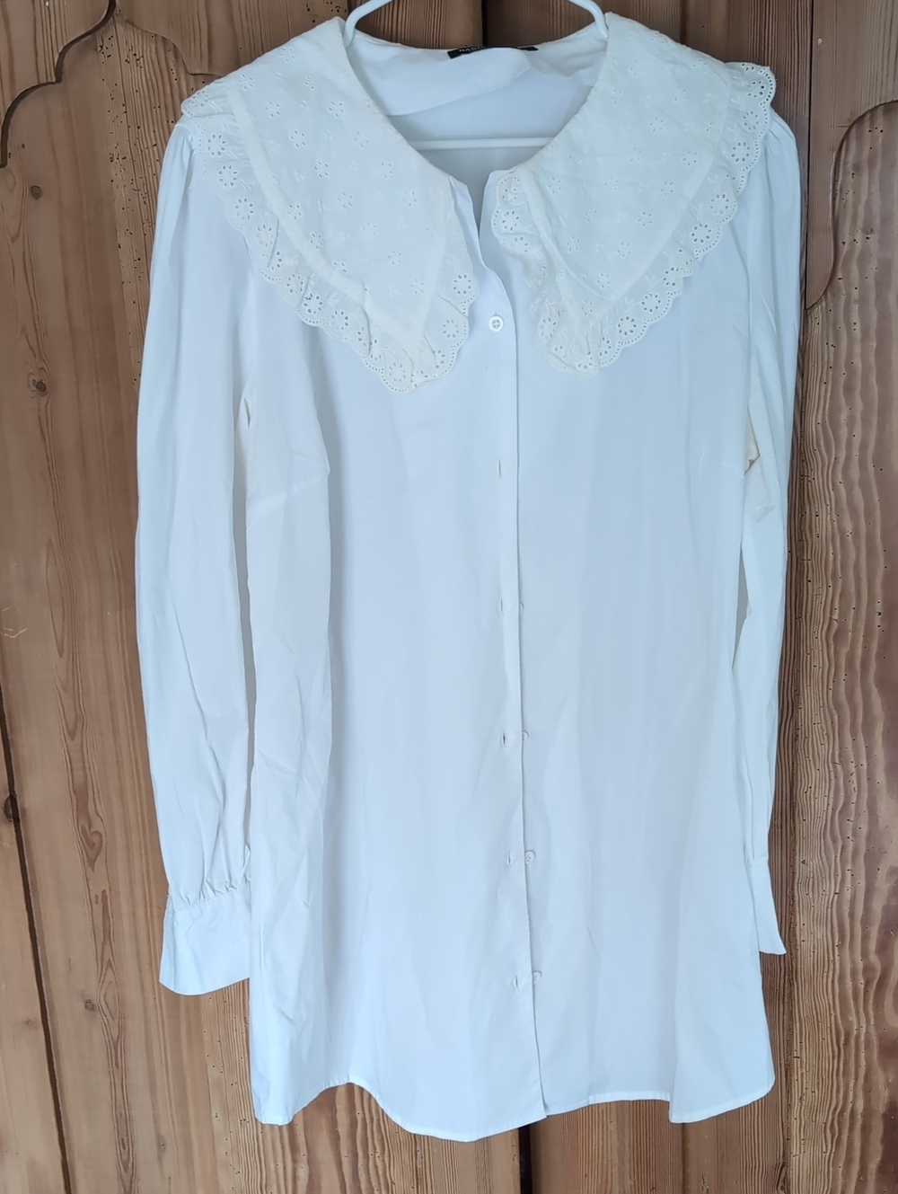 Women's White Eyelet Collar Button-Front Top
